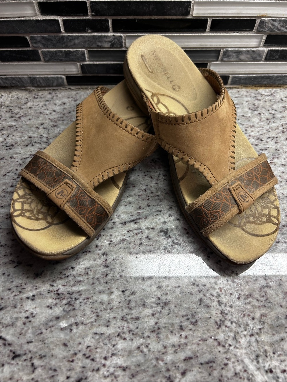 Merrell Tan Leather Slide Sandal size 7